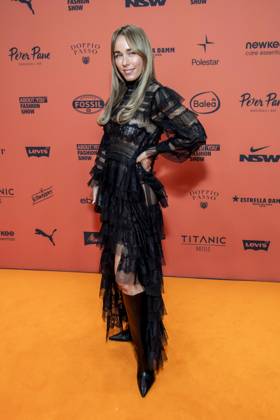 ABB ABOUTYOU- Annemarie Carpendale solo zu Gast auf dem Orangenen Teppich bei der ABOUT YOU Opera Fashion Show im Admiralspalast am 07.10.2026 in Berlin Berlin Deutschland