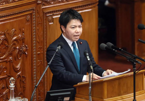 October 8, 2026, Tokyo, Japan - Japan s opposition party Team Mirai lawmaker Aoi Furukawa questions to Prime Minister Sanae Takaichi at Lower House s plenary session at the National Diet in Tokyo on Monday, October 8, 2026. (photo by Yoshio Tsunoda AFLO) aflo_354274234
