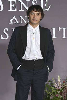 Frank Dillane bei der Premiere des Kinofilms Sense and Sensibility Sinn und Sinnlichkeit im United Theater. Los Angeles, 07.10.2026