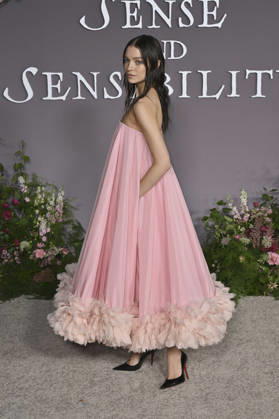 Esme Creed-Miles bei der Premiere des Kinofilms Sense and Sensibility Sinn und Sinnlichkeit im United Theater. Los Angeles, 07.10.2026