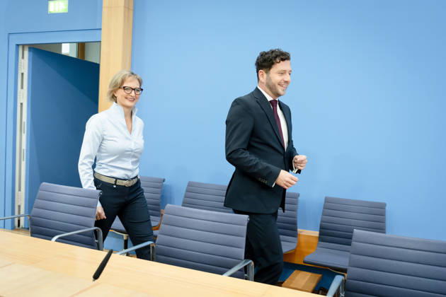 BPK, Bündnis90 Die Grünen, Franziska Brantner, Felix Banaszak Berlin, BPK, Vorstellung des Leitantrages Unser Plan für Deutschland , Franziska Brantner, Bundesvorsitzende, Felix Banaszak, Bundesvorsitzender, Bündnis90 Die Grünen Berlin Berlin GER
