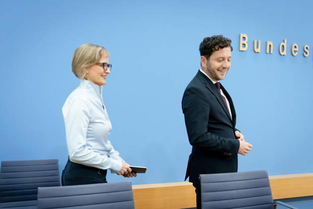 BPK, Bündnis90 Die Grünen, Franziska Brantner, Felix Banaszak Berlin, BPK, Vorstellung des Leitantrages Unser Plan für Deutschland , Franziska Brantner, Bundesvorsitzende, Felix Banaszak, Bundesvorsitzender, Bündnis90 Die Grünen Berlin Berlin GER