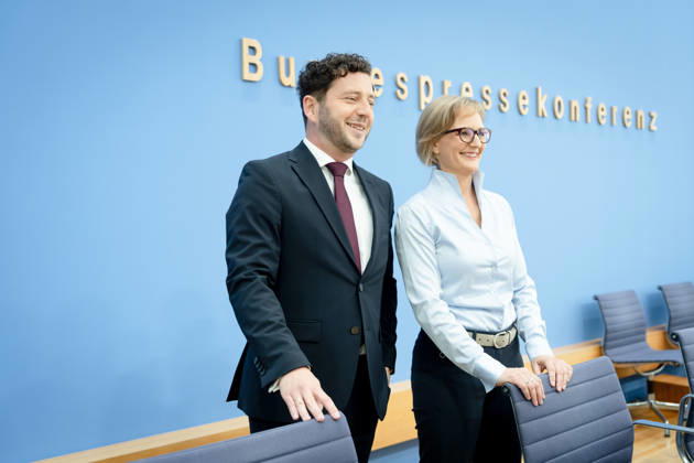 BPK, Bündnis90 Die Grünen, Franziska Brantner, Felix Banaszak Berlin, BPK, Vorstellung des Leitantrages Unser Plan für Deutschland , Franziska Brantner, Bundesvorsitzende, Felix Banaszak, Bundesvorsitzender, Bündnis90 Die Grünen Berlin Berlin GER