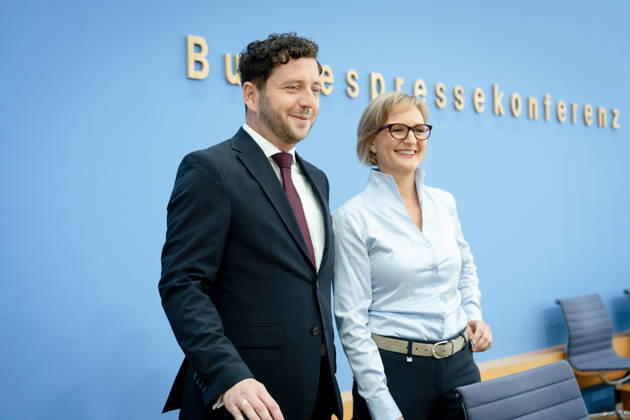 BPK, Bündnis90 Die Grünen, Franziska Brantner, Felix Banaszak Berlin, BPK, Vorstellung des Leitantrages Unser Plan für Deutschland , Franziska Brantner, Bundesvorsitzende, Felix Banaszak, Bundesvorsitzender, Bündnis90 Die Grünen Berlin Berlin GER