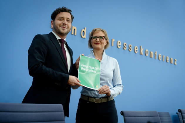 BPK, Bündnis90 Die Grünen, Franziska Brantner, Felix Banaszak Berlin, BPK, Vorstellung des Leitantrages Unser Plan für Deutschland , Franziska Brantner, Bundesvorsitzende, Felix Banaszak, Bundesvorsitzender, Bündnis90 Die Grünen Berlin Berlin GER