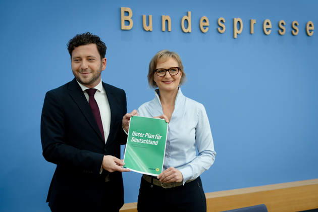 BPK, Bündnis90 Die Grünen, Franziska Brantner, Felix Banaszak Berlin, BPK, Vorstellung des Leitantrages Unser Plan für Deutschland , Franziska Brantner, Bundesvorsitzende, Felix Banaszak, Bundesvorsitzender, Bündnis90 Die Grünen Berlin Berlin GER