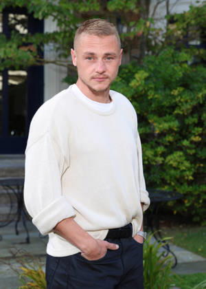 Ben Hardy Jury photocall at the 37th edition of the Dinard British Film Festival on October 8, 2026 Denis Guignebourg Bestimage Jury photocall at the 37th edition of the Dinard British Film Festival on October 8, 2026 Dinard, France  Copyright: xDenisxGuignebourgx xBestimagexDenisxGuignebourgx xBestimagex