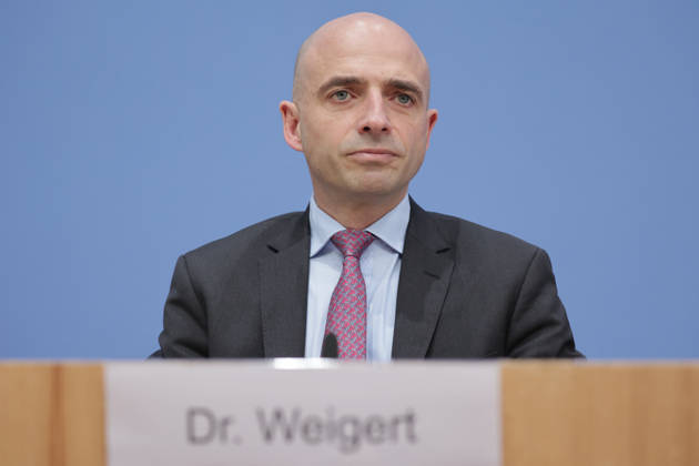 Dr. Benjamin Weigert, Abteilungsleiter Wirtschaft im Bundesministerin für Wirtschaft und Energie, PK zu - Vorstellung der Herbstprojektion 2026 der Bundesregierung, Berlin, 08.10.2026