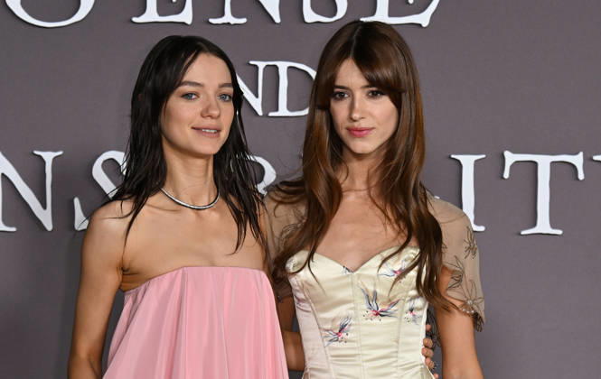 ˜Sense and Sensibility™ Los Angeles Premiere Esme Creed-Miles and Daisy Edgar-Jones arriving at the Sense and Sensibility Los Angeles premiere held at the United Theatre in Los Angeles, Ca. on October 7, 2026. Los Angeles United Theatre California USA Copyright: xStarbuck xAFF-USA.COMx