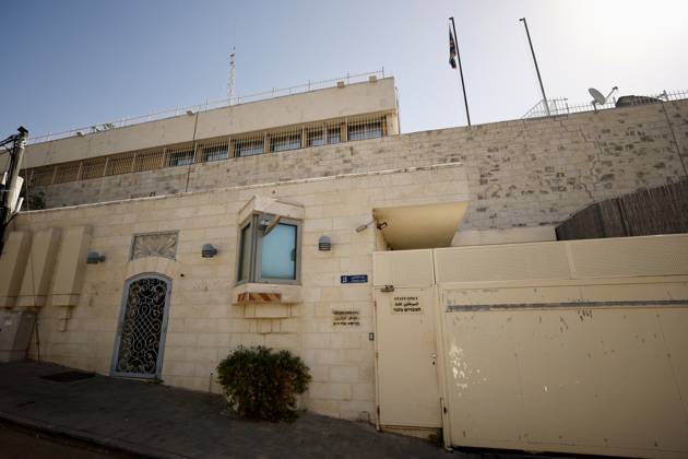 (261008) -- JERUSALEM, Oct. 8, 2026 -- This photo taken on Oct. 8, 2026 shows an exterior view of the British consulate in East Jerusalem. Israeli Foreign Minister Gideon Sa ar announced on Thursday that the British consulate in East Jerusalem had ended its operations on Israel s orders and that the consul general and 19 diplomats would leave the country, citing countermeasures following British measures against Israel. British Foreign Secretary Ed Miliband disputed Israel s legal authority to close the consulate, saying East Jerusalem was occupied territory. (Photo by Xinhua) MIDEAST-JERUSALEM-BRITISH CONSULATE-OPERATIONS ENDING JamalxAwad