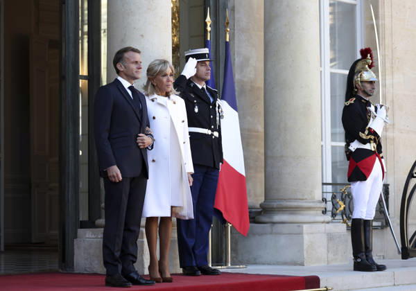 NEWS : Visite d Etat de Frank-Walter Steinmeier - Paris - 08 10 2026 Accueil de Frank-Walter Steinmeier, Prà sident de la Rà publique fà dà rale d Allemagne et de Elke Budenbender par Emmanuel Macron, Prà sident de la Rà publique et Brigitte Macron ce jeudi 8 octobre au palais de l™Elysà e ParisFrance Copyright: xMichtofx