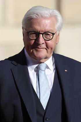 NEWS : Visite d Etat de Frank-Walter Steinmeier - Paris - 08 10 2026 Accueil de Frank-Walter Steinmeier, Prà sident de la Rà publique fà dà rale d Allemagne et de Elke Budenbender par Emmanuel Macron, Prà sident de la Rà publique et Brigitte Macron ce jeudi 8 octobre au palais de l™Elysà e ParisFrance Copyright: xMichtofx