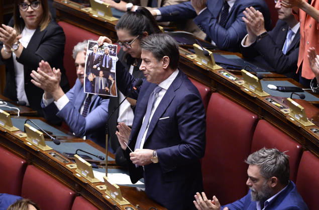 IPA89426081 - Rome, Chamber of Deputies: Electoral Law, explanations of vote, and final vote; in the photo, Giuseppe Conte holds up a picture showing Scarpinato with Falcone and Borsellino Copyright: xSTEFANOxCAROFEIx xSTEFANOxCAROFEIx xFOTOGRAMMAx IPA89426081