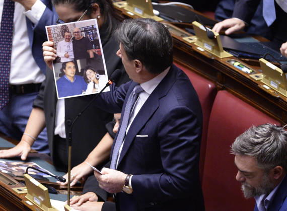IPA89426082 - Rome, Chamber of Deputies: Electoral Law, explanations of vote, and final vote; in the photo, Giuseppe Conte holds up a picture showing Delmastro with Caroccia and Chiara Colosimo with Ciavardini Copyright: xSTEFANOxCAROFEIx xSTEFANOxCAROFEIx xFOTOGRAMMAx IPA89426082