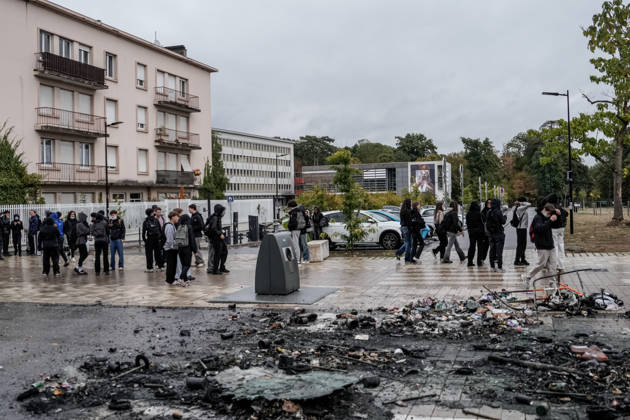 Protest against eduction conditions continues in Nancy NANCY, FRANCE - OCTOBER 8: Students take to the streets to protest education conditions in Nancy, France, on October 8, 2026. Students are taking part in a nationwide high-school mobilization over school conditions and demands for greater education resources, while security units remain deployed around several locations in the city. Muhammed Said Tako Anadolu Nancy France. Editorial use only. Please get in touch for any other usage. Copyright: x2026xAnadoluxMuhammedxSaidxTakox
