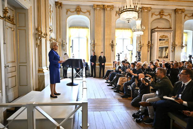 Ingrid Carlberg, Permanent Secretary of the Swedish Academy, announces that Canadian author Anne Carson has been awarded the 2026 Nobel Prize in Literature at Börshuset in Stockholm, Sweden, on October 8, 2026. STOCKHOLM, SWEDEN x10430x Copyright: xChristinexOlsson TTx NOBEL PRIZE IN LITERATURE 2026 HmbGSow_PyY