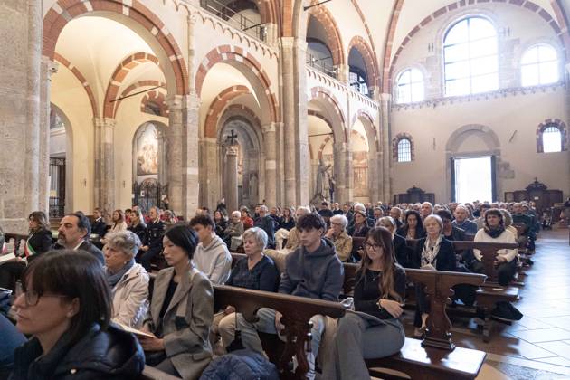 IPA89429937 - Milan, October 8, 26, Basilica of St. Ambrose, Eucharistic celebration marking the 25th anniversary of the Linate plane crash Copyright: xGiuliaxSciaccax xGiuliaxSciaccax IPA89429937