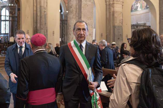 IPA89429987 - Milan, October 8, 26, Basilica of Sant™Ambrogio, Eucharistic celebration marking the 25th anniversary of the Linate plane crash Pictured: Milan Mayor Giuseppe Sala Copyright: xGiuliaxSciaccax xGiuliaxSciaccax IPA89429987