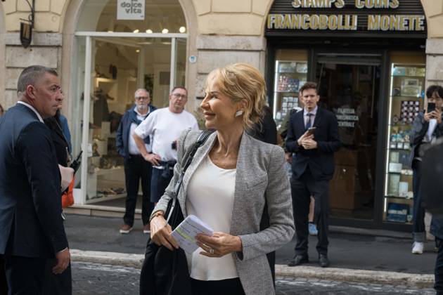 IPA89429528 - Journalist Lilli Gruber arrives at the Teatro Sistina for the celebrations marking the 150th anniversary of the *Corriere della Sera* in Rome, Italy, on October 8, 2026. Flavio Brancaleone Fotogramma Copyright: xFLAVIO_BRANCALONEx xx IPA89429528