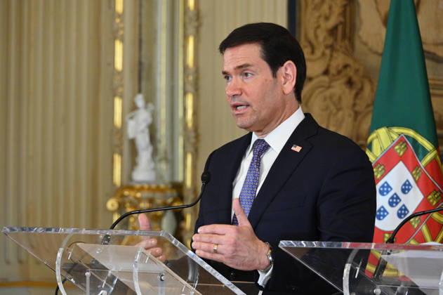 October 8, 2026, Lisbon, Lisbon, Portugal: U.S. Secretary of State MARCO RUBIO speaks and gestures at a lectern during a joint press conference with Portuguese Minister of State and Foreign Affairs PAULO RANGEL at the Palacio das Necessidades in Lisbon, Portugal, on October 8, 2026. The media appearance follows their bilateral meeting during RUBIO s visit to advance defense, economic and technology cooperation. Lisbon Portugal - ZUMAr238 20261008_zip_r238_010 Copyright: xRicardoxRochax