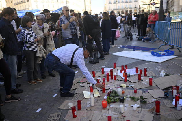 87-year-old symbol of Spain’s housing crisis dies 2 weeks after eviction MADRID, SPAIN - OCTOBER 8: A condolence area is set up for Maricarmen Abascal, known publicly as Maricarmen, the 87-year-old woman whose eviction from her longtime Madrid home sparked housing protests across Spain. Abascal died on Wednesday while receiving treatment in hospital. Meanwhile, a tent protest set up by Spaniards at Puerta del Sol on September 26, calling on the central and regional governments to take action over the housing crisis, continues in Madrid, Spain, on October 8, 2026. Burak Akbulut Anadolu Madrid Spain. Editorial use only. Please get in touch for any other usage.  Copyright: x2026xAnadoluxBurakxAkbulutx