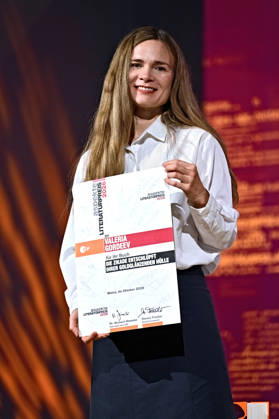 Frankfurter Buchmesse 2026. Schriftstellerin Valeria Gordeev erhält den aspekte -Literaturpreis 2026 am 08.10.2026 auf der Frankfurter Buchmesse. 20261008MWI153015