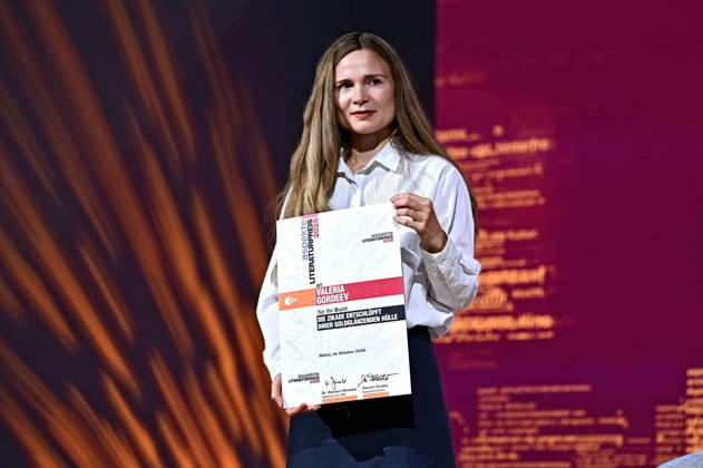 Frankfurter Buchmesse 2026. Schriftstellerin Valeria Gordeev erhält den aspekte -Literaturpreis 2026 am 08.10.2026 auf der Frankfurter Buchmesse. 20261008MWI153019
