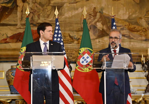 Marco Rubio - Paulo Rangel joint press conference in Lisbon LISBON, PORTUGAL - OCTOBER 8: US Secretary of State Marco Rubio (L) and Portugal s Foreign Minister Paulo Rangel give a joint press conference at the Necessidades Palace, the Portuguese foreign ministry, in Lisbon on October 8, 2026. Zed Jameson Anadolu Lisbon Portugal. Editorial use only. Please get in touch for any other usage. Copyright: x2026xAnadoluxZedxJamesonx