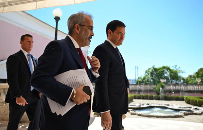 US Secretary of State Marco Rubio visits Portugal LISBON, PORTUGAL - OCTOBER 8: US Secretary of State Marco Rubio (R) and Portuguese Foreign Minister Paulo Rangel (C) hold a joint press conference at the Necessidades Palace, home to Portugal s Foreign Ministry, in Lisbon, Portugal, on October 8, 2026. Zed Jameson Anadolu Lisbon Portugal. Editorial use only. Please get in touch for any other usage. Copyright: x2026xAnadoluxZedxJamesonx