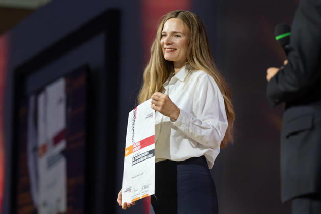 Buchmesse Frankfurt 2026 Valeria Gordeev erhält den aspekte Literaturpreis 2026 für ihr Buch Die Zikade entschlüft ihrer goldglänzenden Hülle ., Frankfurt am Main Hessen Deutschland Messegelände