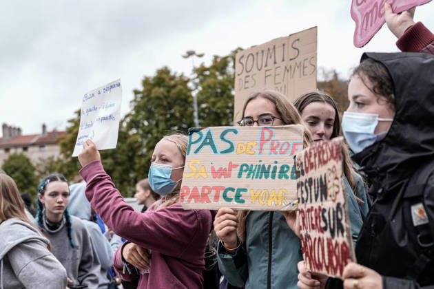 Protest against eduction conditions continues in Nancy NANCY, FRANCE - OCTOBER 8: Students holding placards take to the streets to protest education conditions in Nancy, France, on October 8, 2026. Students are taking part in a nationwide high-school mobilization over school conditions and demands for greater education resources, while security units remain deployed around several locations in the city. Muhammed Said Tako Anadolu Nancy France. Editorial use only. Please get in touch for any other usage. Copyright: x2026xAnadoluxMuhammedxSaidxTakox