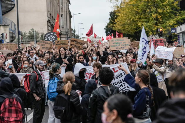 Protest against eduction conditions continues in Nancy NANCY, FRANCE - OCTOBER 8: Students holding placards take to the streets to protest education conditions in Nancy, France, on October 8, 2026. Students are taking part in a nationwide high-school mobilization over school conditions and demands for greater education resources, while security units remain deployed around several locations in the city. Muhammed Said Tako Anadolu Nancy France. Editorial use only. Please get in touch for any other usage. Copyright: x2026xAnadoluxMuhammedxSaidxTakox