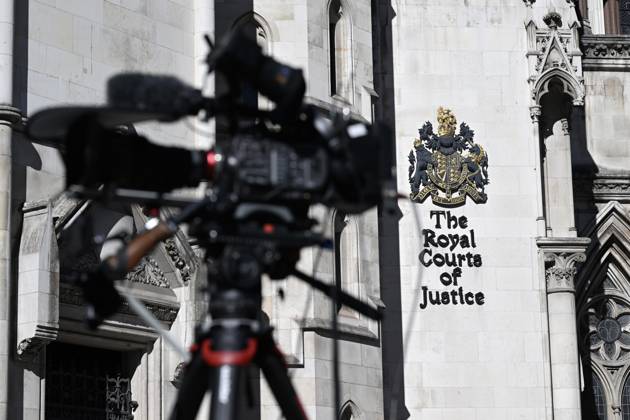 Royal Courts of Justice seen ahead of Andrew Mountbatten-Windsor s hearing LONDON, UNITED KINGDOM - OCTOBER 8: A view of the Royal Courts of Justice, where the hearing of Andrew Mountbatten-Windsor s legal challenge against search warrants related to his arrest over his alleged links to Jeffrey Epstein is due to take place in London, United Kingdom, on October 8, 2026. Rasid Necati Aslim Anadolu London United Kingdom. Editorial use only. Please get in touch for any other usage.  Copyright: x2026xAnadoluxRasidxNecatixAslimx