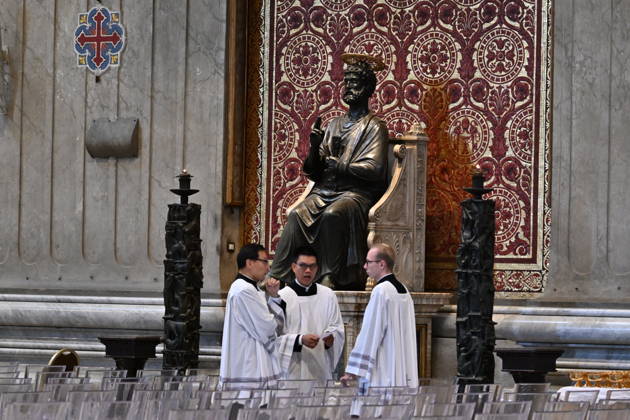 RECORD DATE NOT STATED MESSA_PAPA_2026 Italy, Rome, Vatican, 2026 10 8 Pope Leo XIV celebrates Holy Mass for the academic year at the Pontifical Universities in St Peter s Basilica in the Vatican . EDITORIAL USE ONLY - NO BOOKS Copyright: xAlessiaxGiuliani Catholicpressphotox