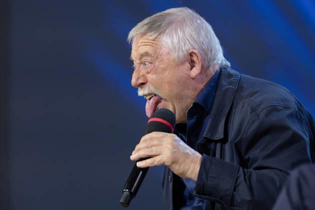 Buchmesse Frankfurt 2026 Wolf Biermann präsentiert auf der Literaturbühne von ARD, ZDF und 3sat sein Buch Ihr löscht das Feuer mit Benzin ., Frankfurt am Main Hessen Deutschland Messegelände