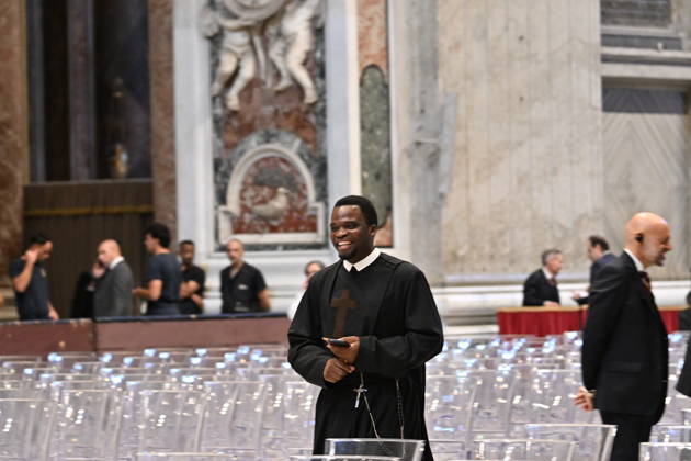 IPA89433504 - Italy, Rome, Vatican, October 8, 2026: Pope Leo XIV celebrates Holy Mass for the start of the academic year at the Pontifical Universities in St. Peter s Basilica in the Vatican. Photograph by ALESSIA GIULIANI Catholic Press Photo  Copyright: xx xAlessiaxGiuliani Catholipressphox IPA89433504