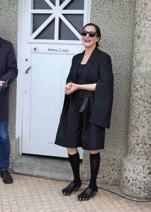 Amira Casar at the unveiling of her beach cabana during the 37th Dinard British and Irish Film Festival, France, on October 8, 2026. Denis Guignebourg, Bestimage. 37th Dinard British Irish Film Festival on October 8, 2026, in Dinard, France. Dinard, France Copyright: xDenisxGuignebourgx xBestimagexDenisxGuignebourgx xBestimagex
