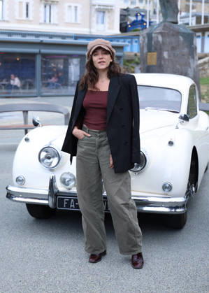 Zoe Adjani at the unveiling of Amira Casar’s beach hut on Dinard Beach during the 37th edition of the Dinard British and Irish Film Festival, France, on October 8, 2026. Denis Guignebourg, Bestimage. 37th Dinard British Irish Film Festival on October 8, 2026, in Dinard, France. Dinard, France  Copyright: xDenisxGuignebourgx xBestimagexDenisxGuignebourgx xBestimagex