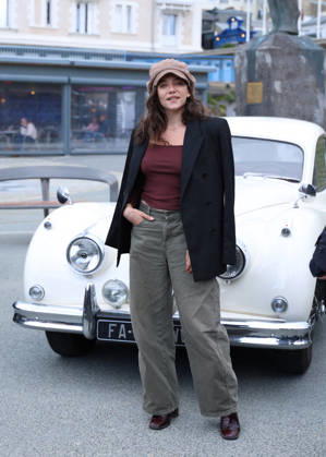 Zoe Adjani at the unveiling of Amira Casar’s beach hut on Dinard Beach during the 37th edition of the Dinard British and Irish Film Festival, France, on October 8, 2026. Denis Guignebourg, Bestimage. 37th Dinard British Irish Film Festival on October 8, 2026, in Dinard, France. Dinard, France Copyright: xDenisxGuignebourgx xBestimagexDenisxGuignebourgx xBestimagex