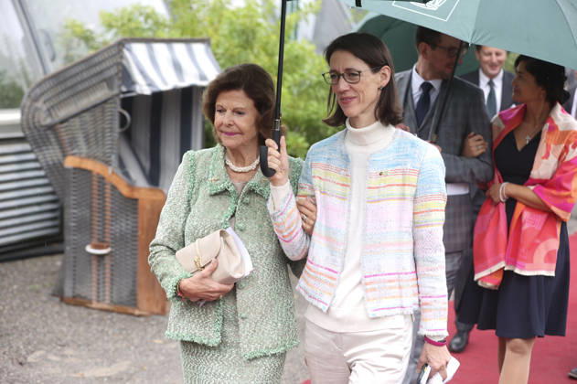 Königin Silvia von Schweden und Bettina Gräfin Bernadotte beim Jubiläum der Mentor-Stiftung auf der Insel Mainau. Mainau, 08.10.2026