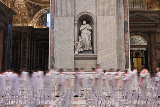 IPA89434050 - Italy, Rome, Vatican, October 8, 2026: Pope Leo XIV celebrates Holy Mass for the academic year at the Pontifical Universities in St. Peter s Basilica in the Vatican. Photograph by ALESSIA GIULIANI Catholic Press Photo  Copyright: xx xAlessiaxGiuliani Catholipressphox IPA89434050