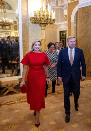 Queen Maxima Receives Appeltjes van Oranje - The Hague Queen Máxima of the Netherlands presents the 2026 Appeltjes van Oranje awards during a ceremony at Noordeinde Palace in The Hague, Netherlands on October 8, 2026. His Majesty King Willem-Alexander and Her Royal Highness Princess Beatrix of the Netherlands attend the event, where three social initiatives in the Kingdom will be recognized. The winners are to be announced during the ceremony. Photo by Patrick van Emst NL Beeld ABACAPRESS.COM The Hague Netherlands  Copyright: xBrunoxPress ABACAx
