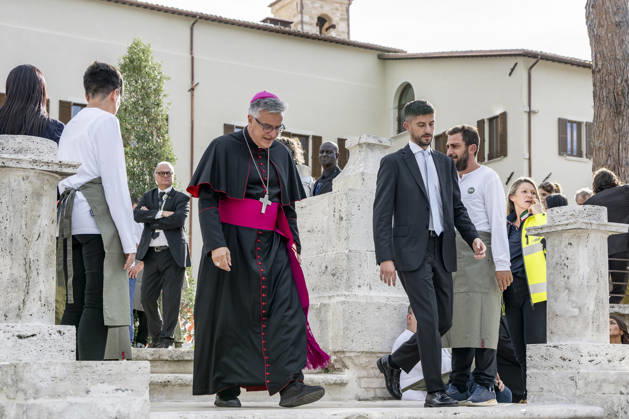 IPA89434780 - ASCOLI PICENO, ITALY OCTOBER 8, 2026: Prime Minister Giorgia Meloni attends the presentation and inauguration ceremony for the Palazzo Saladini Pilastri complex and its monumental park in Ascoli Piceno. The restoration project is part of the PINQuA program for urban regeneration and the enhancement of the city™s historical heritage. Pictured: Gian Piero Palmieri, Bishop of Ascoli P. and San Benedetto del Tronto. (Photo: Andrea Vagnoni IPA Agency) Copyright: xAndreaxVagnonix xx IPA89434780
