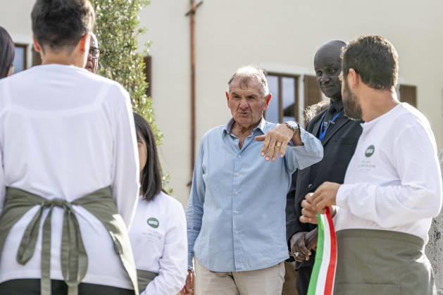IPA89434781 - ASCOLI PICENO, ITALY OCTOBER 8, 2026: Prime Minister Giorgia Meloni attends the presentation and inauguration ceremony for the Palazzo Saladini Pilastri complex and its monumental park in Ascoli Piceno. The restoration project is part of the PINQuA program for urban regeneration and the enhancement of the city™s historical heritage. Pictured: Emidio Mandozzi, founder of Centimetro Zero, a new model of dining that combines social inclusion with opportunities for people with disabilities. (Photo: Andrea Vagnoni IPA Agency) Copyright: xAndreaxVagnonix xx IPA89434781