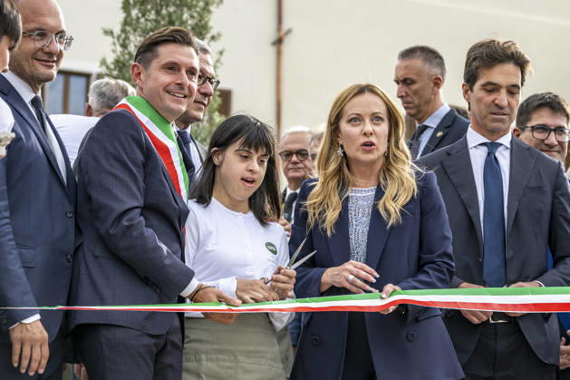 IPA89434795 - ASCOLI PICENO, ITALY OCTOBER 8, 2026: Prime Minister Giorgia Meloni attends the presentation and inauguration ceremony for the Palazzo Saladini Pilastri complex and its monumental park in Ascoli Piceno. The restoration project is part of the PINQuA program for urban regeneration and the enhancement of the city™s historical heritage. (Photo: Andrea Vagnoni IPA Agency) Copyright: xAndreaxVagnonix xx IPA89434795