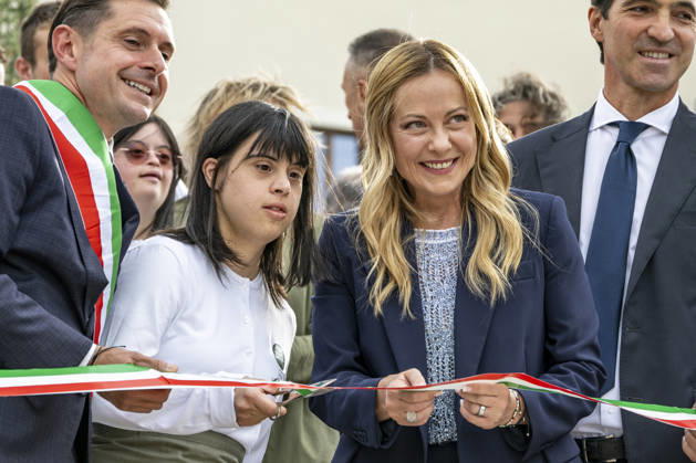 IPA89434806 - ASCOLI PICENO, ITALY OCTOBER 8, 2026: Prime Minister Giorgia Meloni attends the presentation and inauguration ceremony for the Palazzo Saladini Pilastri complex and its monumental park in Ascoli Piceno. The restoration project is part of the PINQuA program for urban regeneration and the enhancement of the city™s historical heritage. (Photo: Andrea Vagnoni IPA Agency) Copyright: xAndreaxVagnonix xx IPA89434806