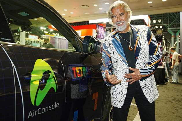 October 8, 2026, New York, New York, USA: Video game designer and Tetris co-founder HENK ROGERS at 2026 New York Comic Con at the Javits Center on October 8, 2026 in New York. HENK ROGERS is on had to welcome the next evolution of Tetris as it moves into the dashboard of a 2027 Volkswagen Atlas. Volkswagen is bringing Tetris to its vehicles through AirConsole, an in car gaming platform that turns the vehicle s infotainment screen into a gaming display, with smartphones serving as the controllers. The games are designed to be played while the vehicle is parked, creating a new kind of entertainment experience inside the car. New York USA - ZUMAb148 20261008_zap_b148_009 Copyright: xBryanxSmithx