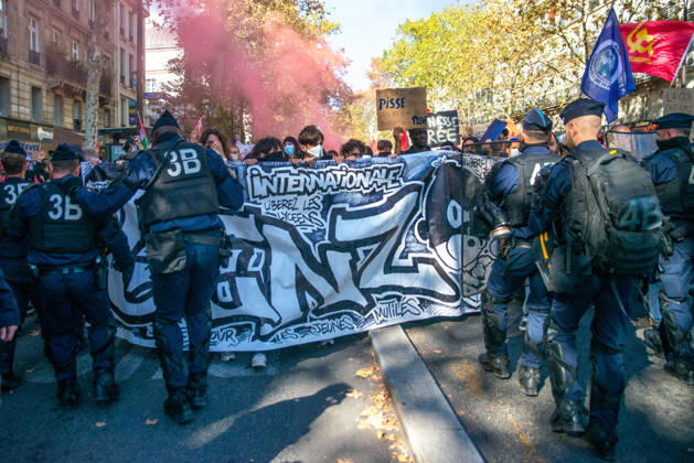 Student Protest - Paris Hundreds of high school students occupy Place de la Bastille in Paris, France on October 8, 2026, following the success of the October 6 protest, calling to continue and amplify the movement. Photo by ABACAPRESS.COM Paris France Copyright: xPrezatxDenis ABACAx