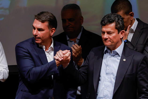 BRASiLIA, DF - 08.10.2026: FLaVIO MEETS WITH POLITICIANS FROM THE PL - Presidential candidate Flavio Bolsonaro meets with PL deputies and governors elected this Thursday (October 8th) at the Brasil 21 building. x3026717x JoaoxPedroxCarvalho