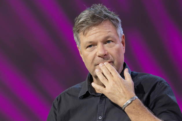 Buchmesse Frankfurt 2026 Robert Habeck stellt auf der Literaturbühne von ARD, ZDF und 3sat sein neues Buch Arctic Meltdown vor., Frankfurt am Main Hessen Deutschland Messegelände